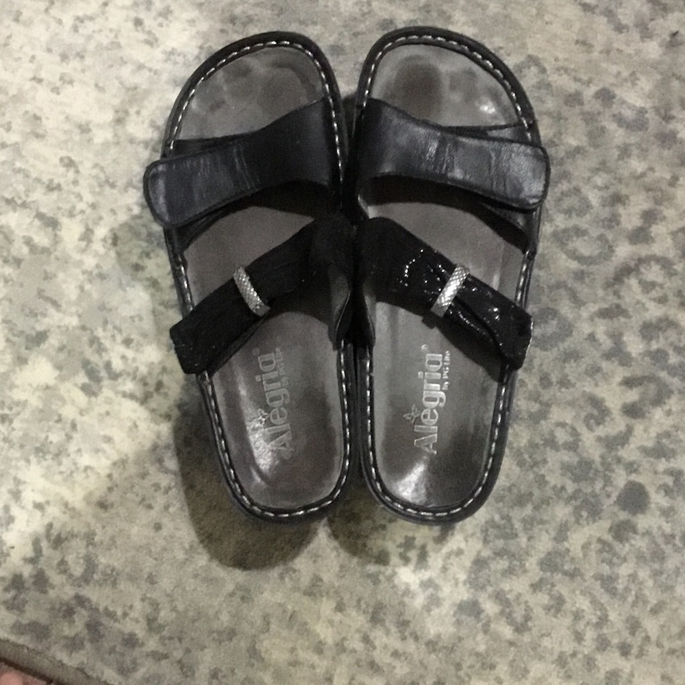 Alegria women’s Black Slide Sandals